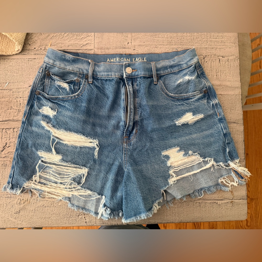 American Eagle Outfitters Distressed Highest Rise 90s Boyfriend Shorts